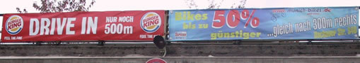 Spannbandwerbung bzw Brückenwerbung Burger King